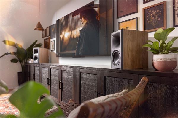 Klipsch The Sevens II, aktívne reproduktory, orech